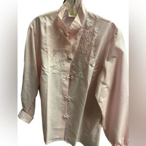 NEW vintage embroidered mandarin collar blouse